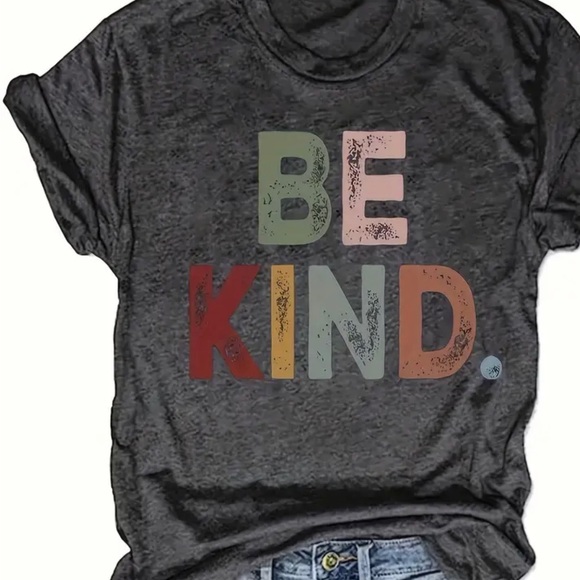 Meet your Posher, Salena - Picture 1 of 1